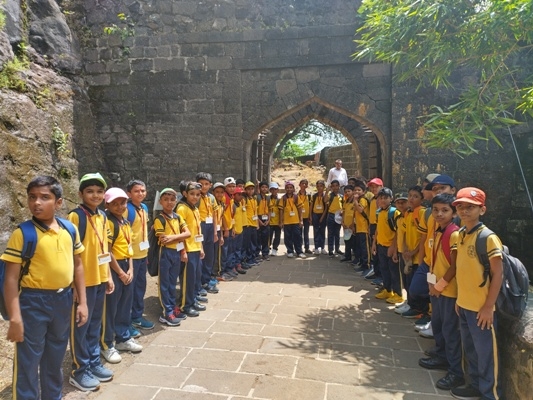 Shivneri Fort